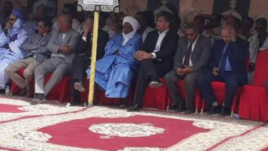 Photo de Le Maire assiste à l’inauguration dans la commune, d’un nouveau siège de l’union des bourses d’automobiles