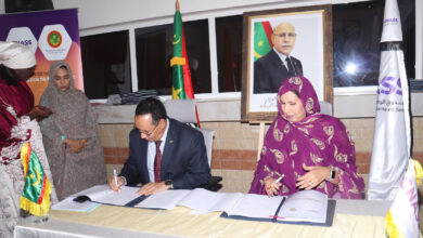 صورة توقيع اتفاقيات بين بلديات انواكشوط والصندوق الوطني للتأمين التضامني