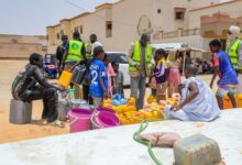 صورة بلدية تفرغ زينه تنظم حملات سقاية للأحياء الهشة