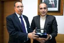 صورة عمدة بلدية تفرغ زينة يجري مباحثات مع السفير الإيراني