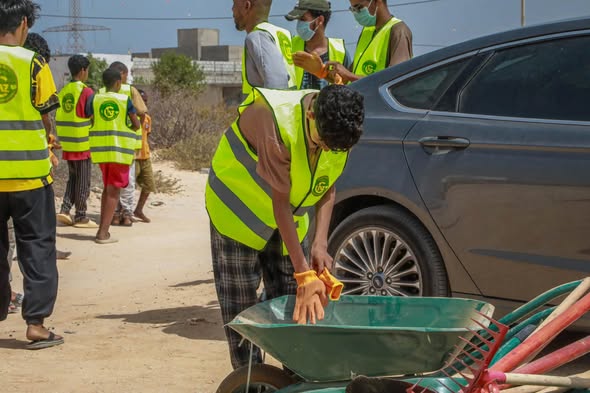 بلدية تفرغ زينة تنظم حملة نظافة واسعة بحي أغنودرت